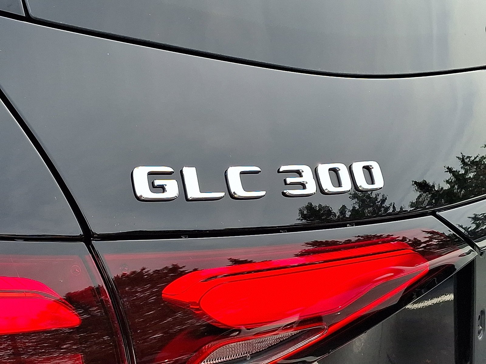 New 2026 Black Mercedes-Benz GLC 300 image 41