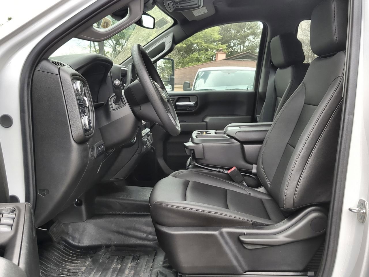2025 GMC Sierra 2500HD Pro - Photo 18