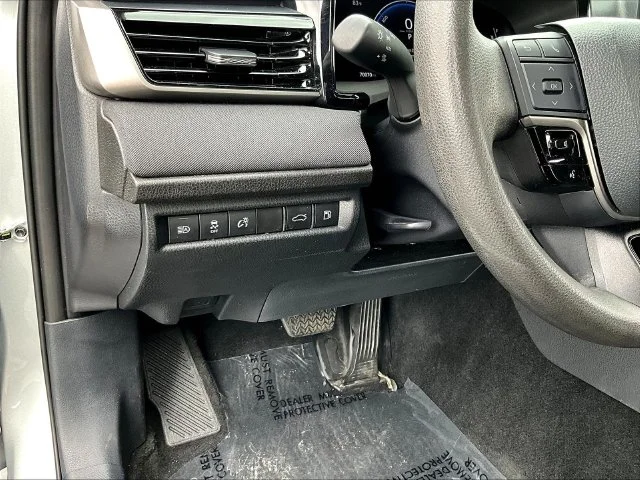 Used 2025 Silver Toyota LE image 24