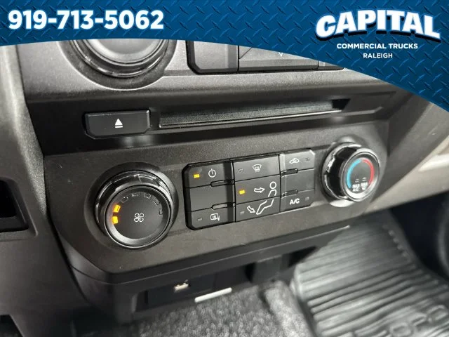 Used 2017 White Ford XL image 29