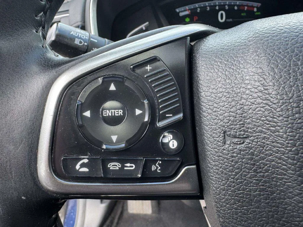 Used 2018 Obsidian Blue Pearl Honda EX-L image 26