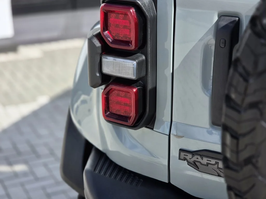 Used 2024 Cactus Ford Raptor image 8