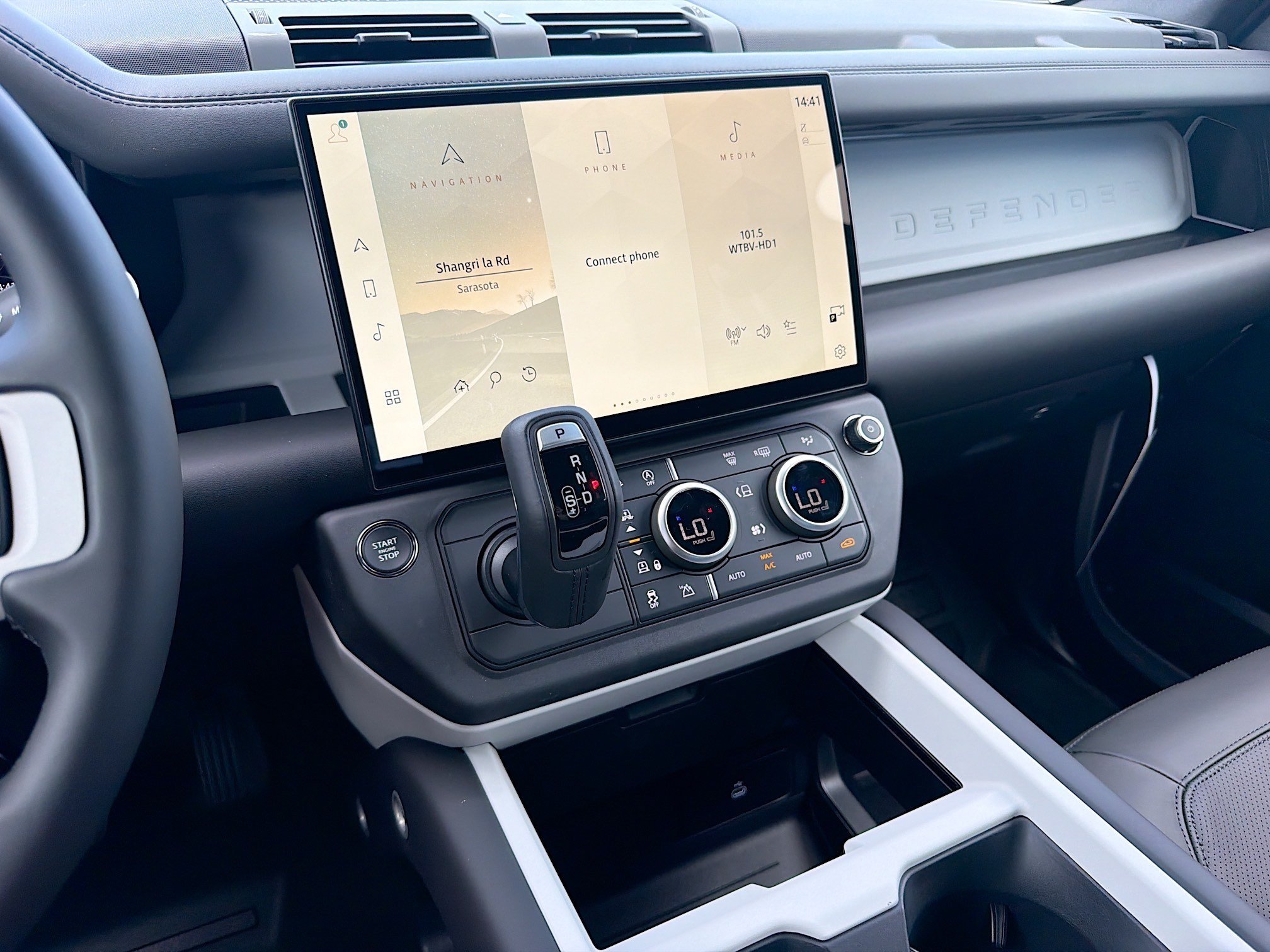 New 2026 Borasco Grey Land Rover X-Dynamic SE image 28