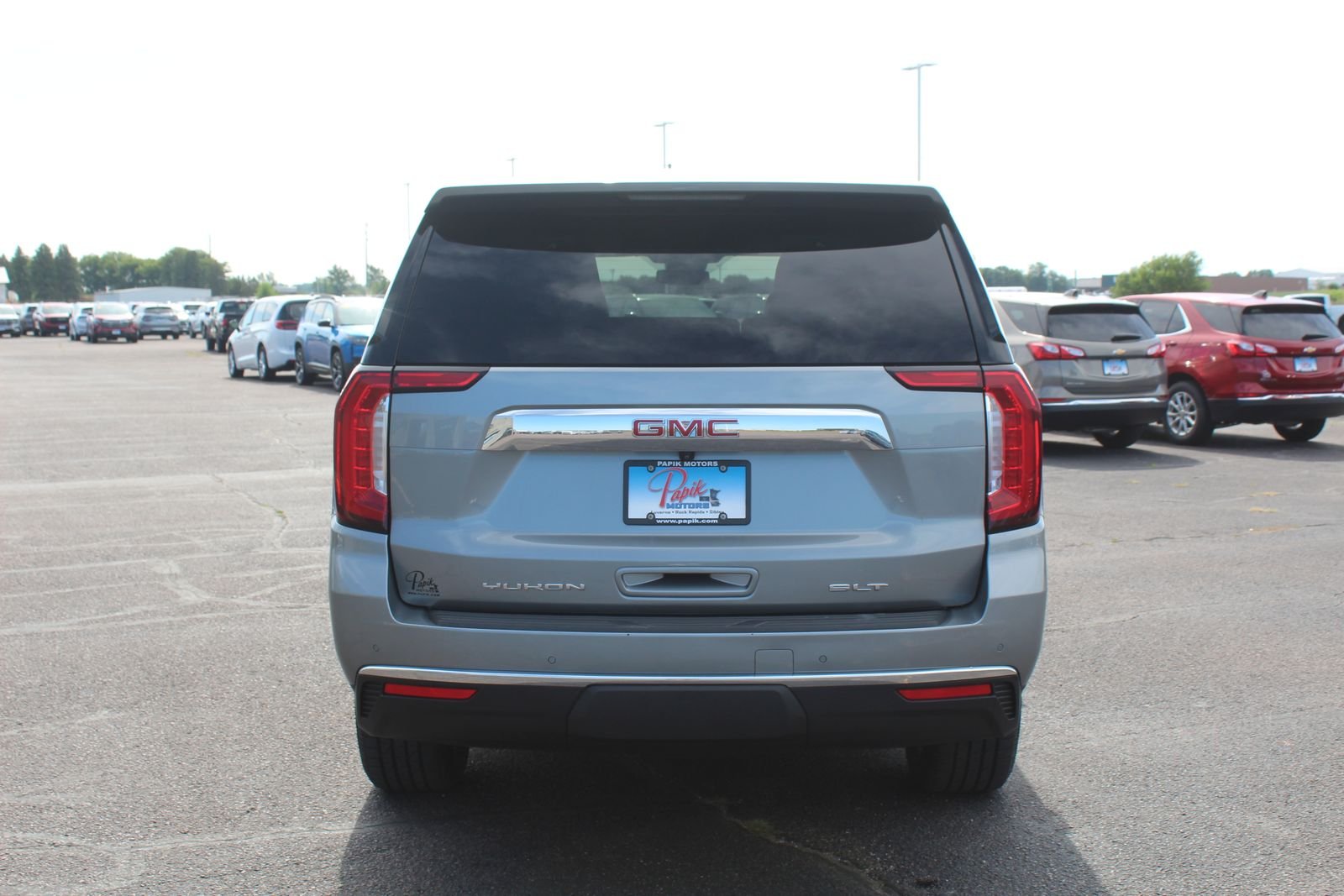 Used 2023 Sterling Metallic GMC SLT image 7