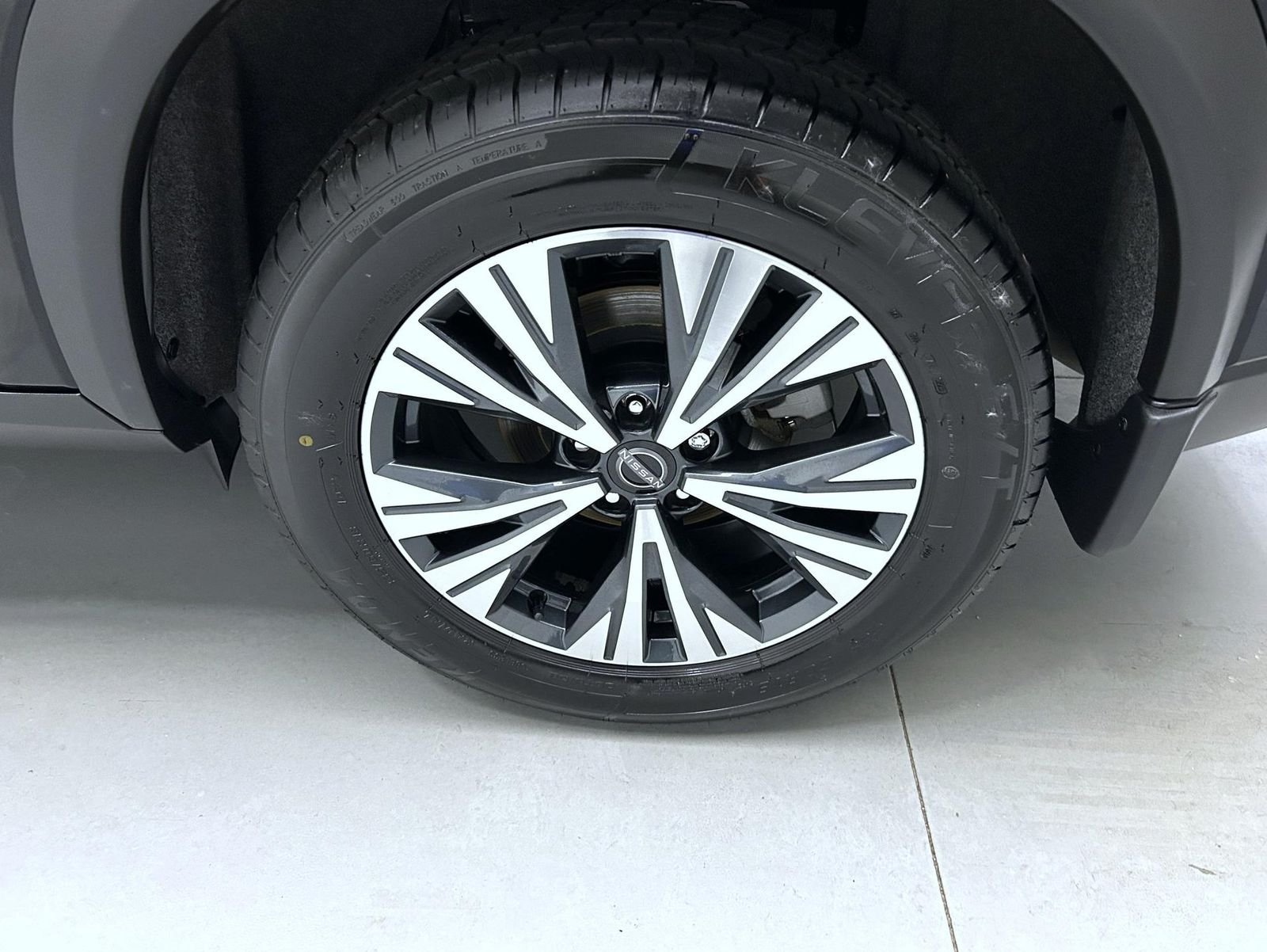 Used 2023 Black Nissan SV image 22