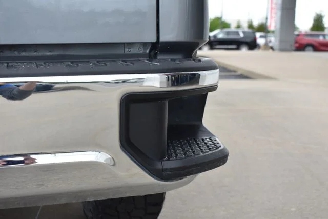 Used 2021 Gray Chevrolet LT image 14
