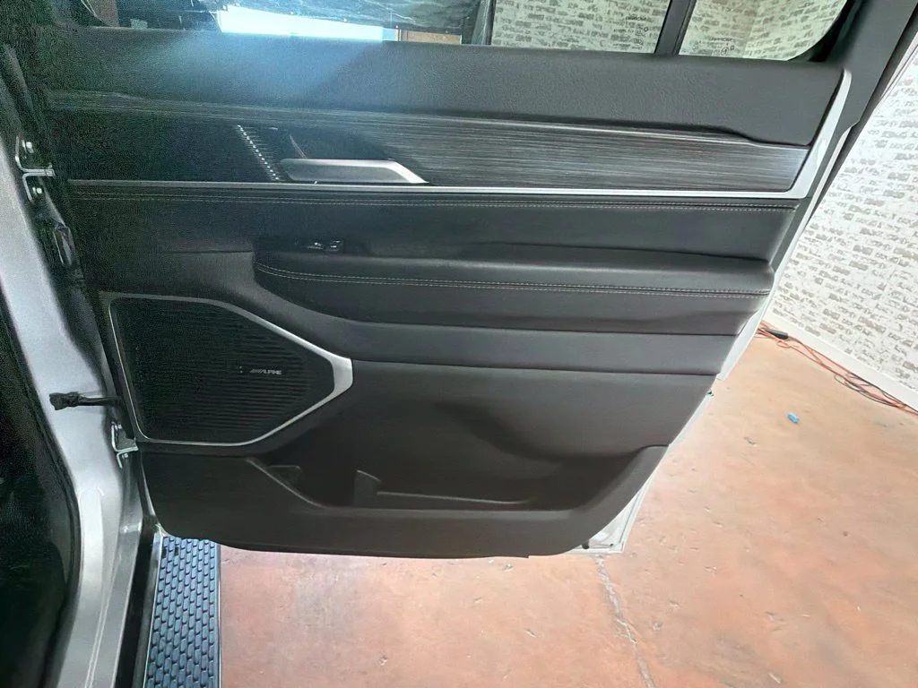 Used 2024 Silver Zynith Jeep Series II image 15