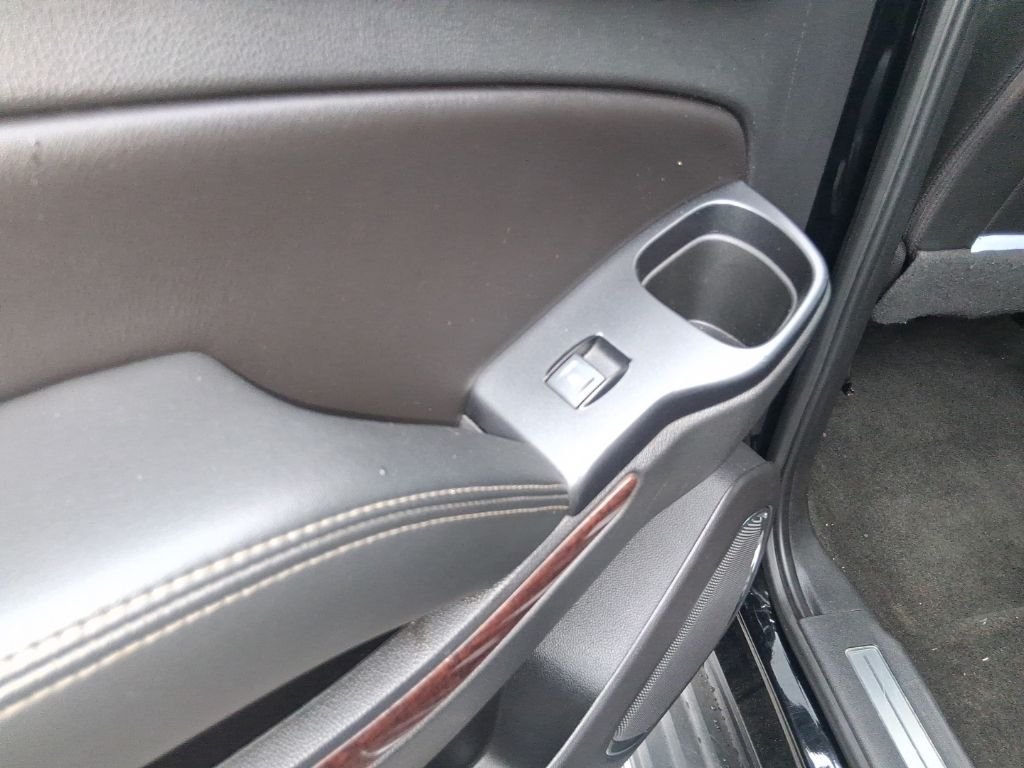 Used 2017 Black GMC SLT image 16