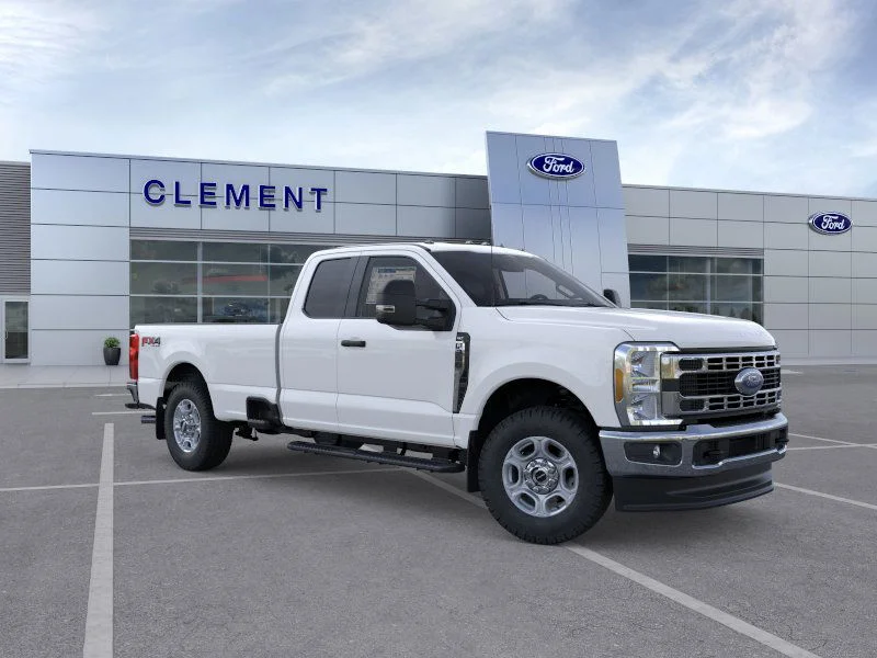 New 2026 Oxford White Ford F-350® XLT image 7