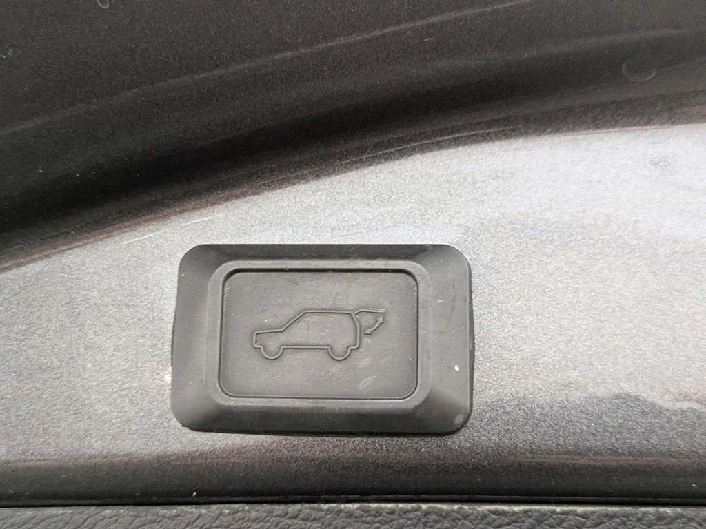 Used 2013 Gray Toyota Limited image 13
