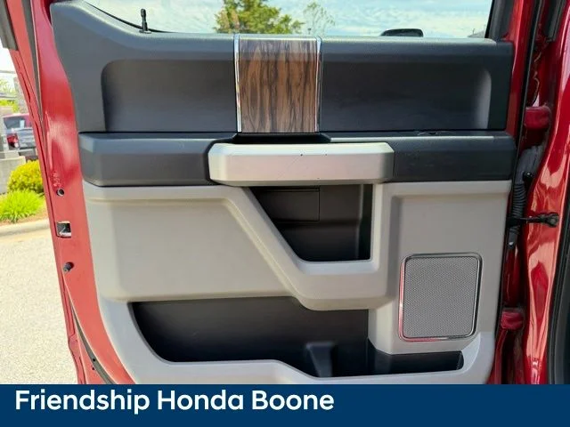 Used 2019 Red Ford Lariat image 34