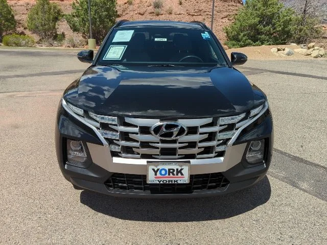 Used 2022 Black Hyundai SEL image 2