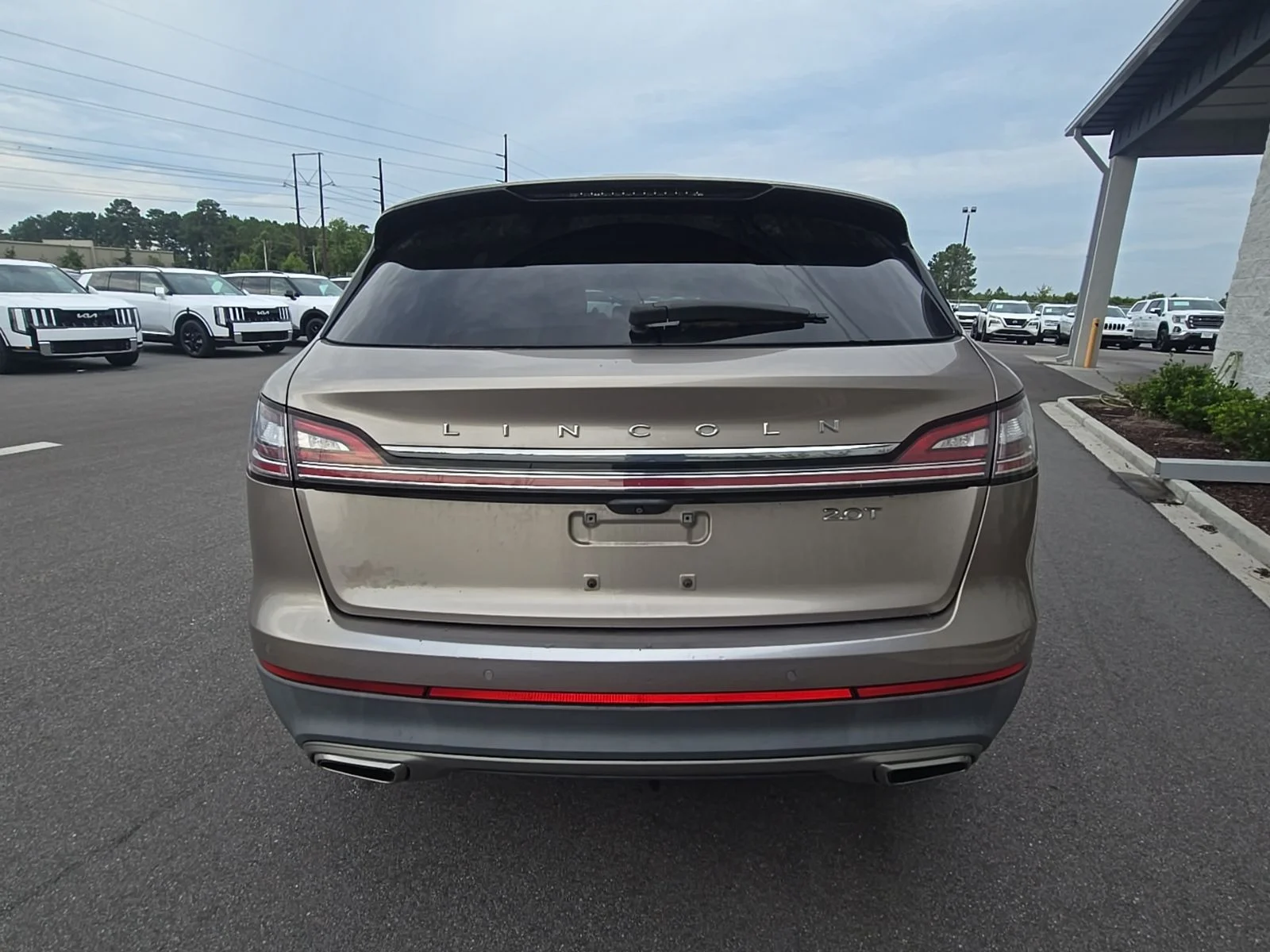 Used 2019 Iced Mocha Premium Colorant Lincoln Reserve image 5