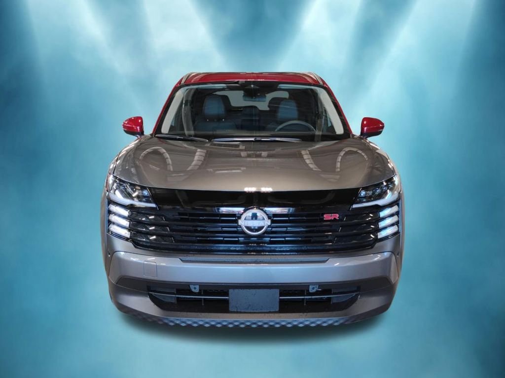 New 2026 Gray Nissan SR image 3