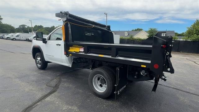 2025 GMC Sierra 3500HD Pro - Photo 6