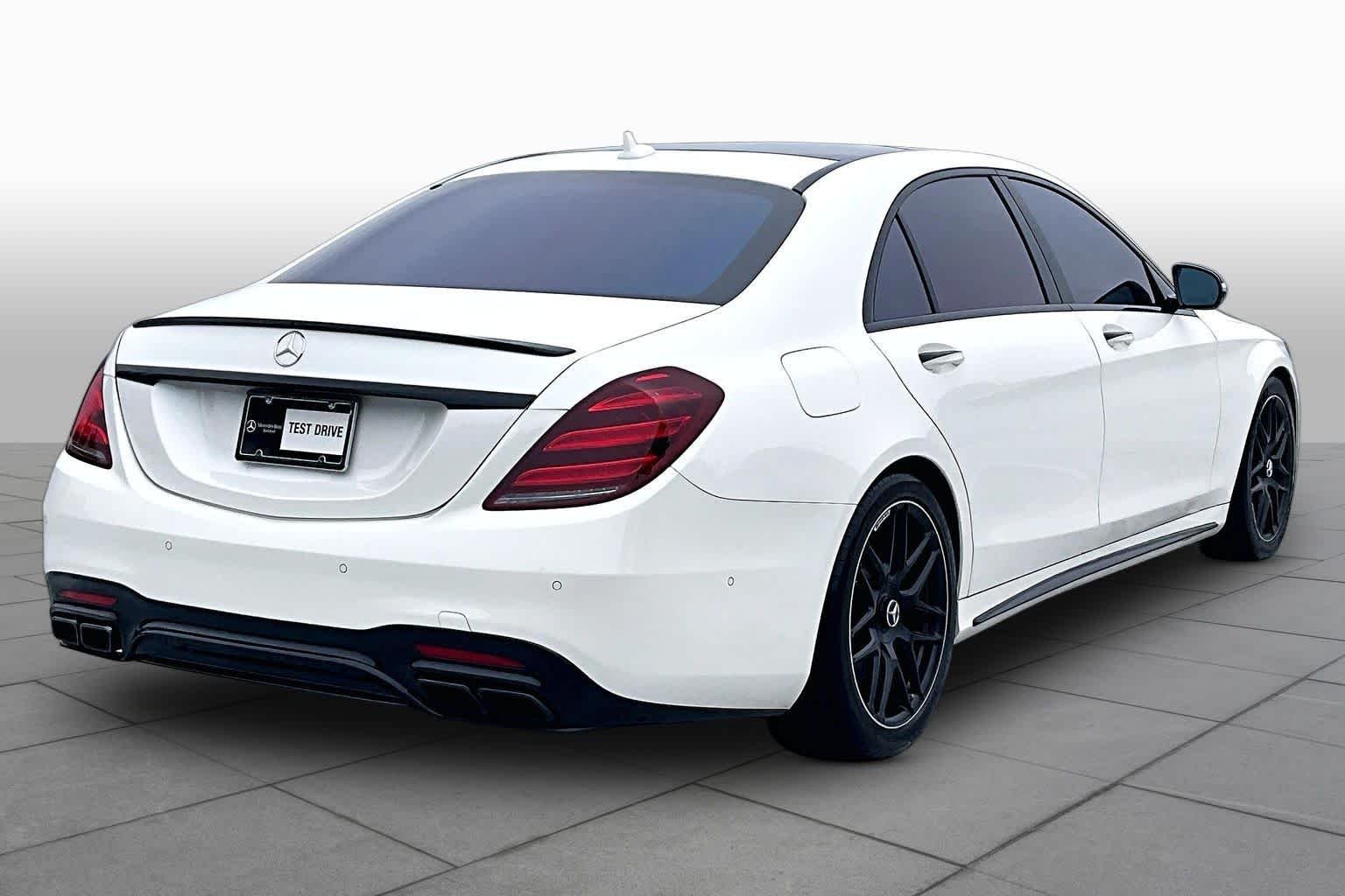 Used 2020 designo Diamond White Mercedes-Benz AMG® S 63 image 12