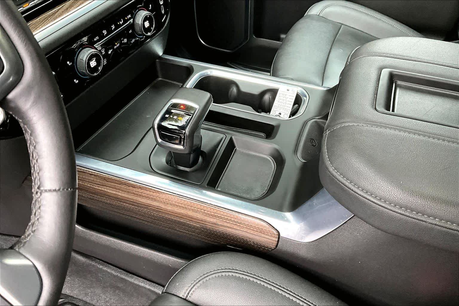 Used 2022 Black Chevrolet LT Trail Boss image 16