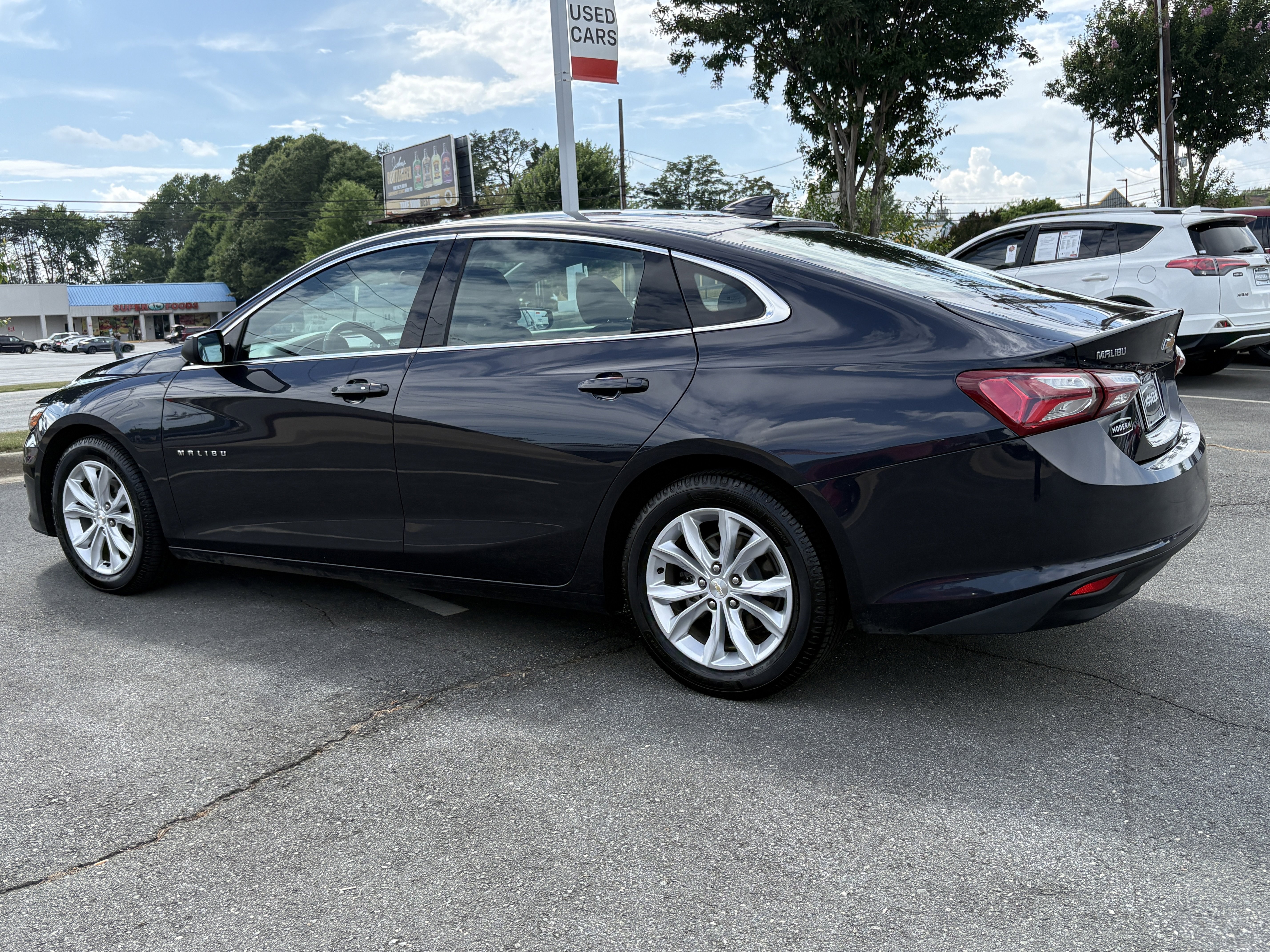 Used 2022 Dark Ash Metallic Chevrolet LT image 3