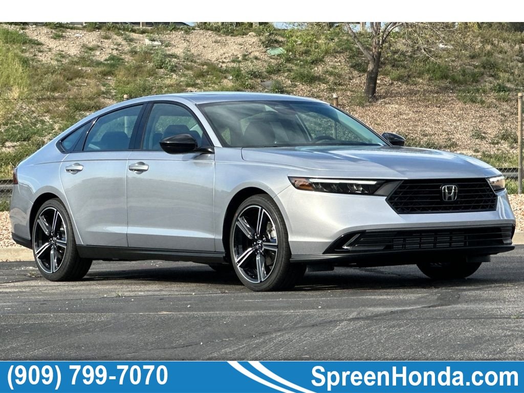 New 2026 Solar Silver Metallic Honda SE image 1