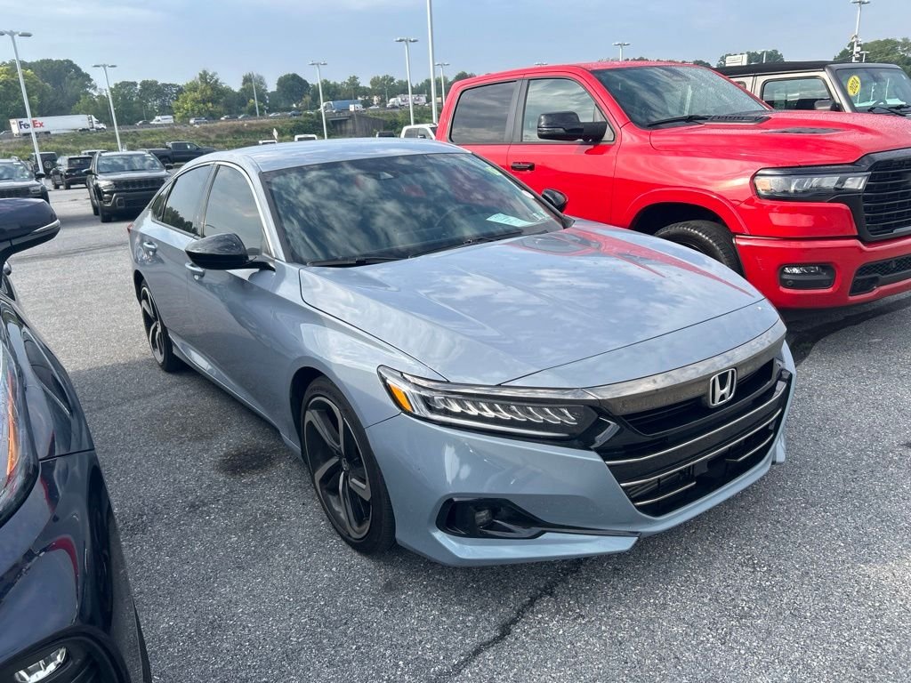 Used 2022 Gray Honda Sport image 3