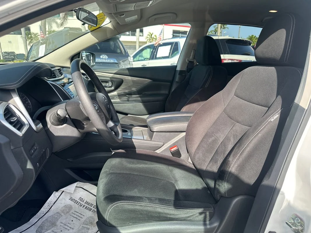 Used 2017 White Nissan SV image 19