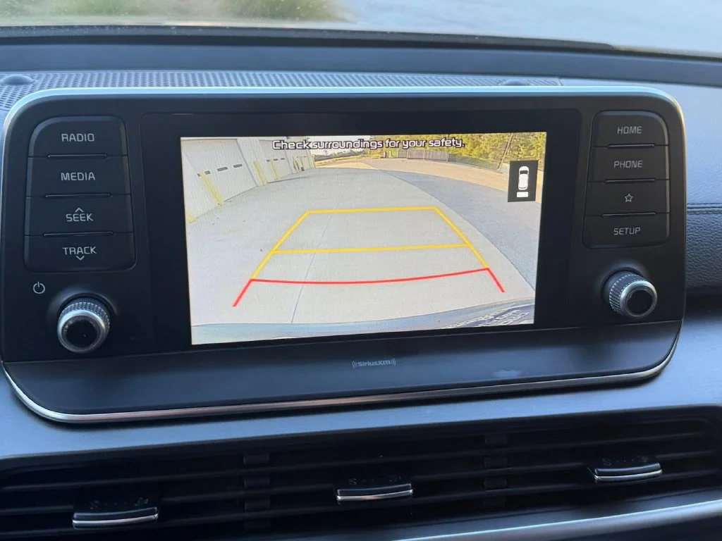 Used 2021 Black Kia S image 22
