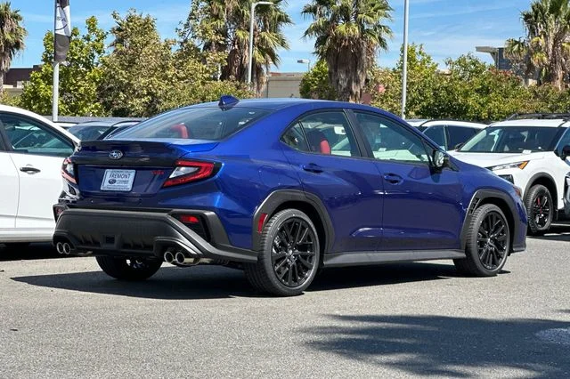 New 2026 SAPPHIRE BLUE PEARL Subaru Limited image 4