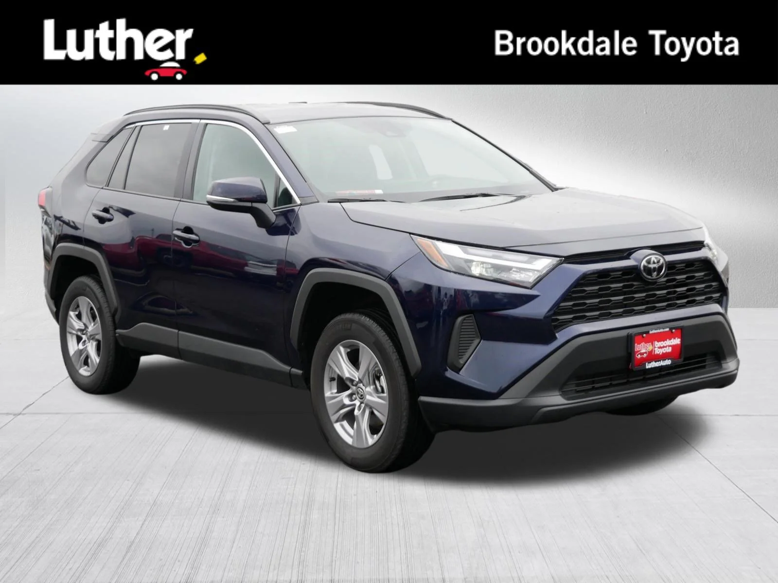 2025 Toyota RAV4 XLE AWD's photo