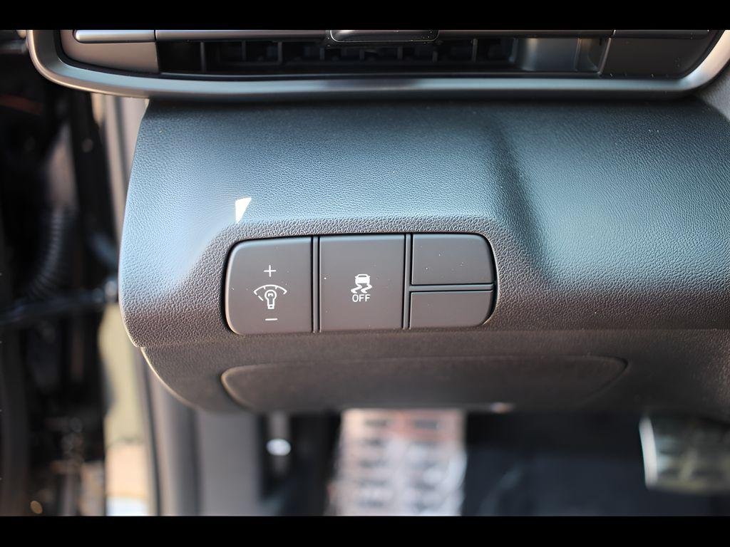 2025 Hyundai Elantra SEL - Photo 19