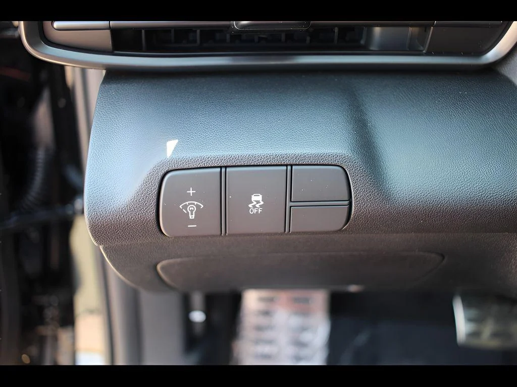 2025 Hyundai Elantra SEL - Photo 19