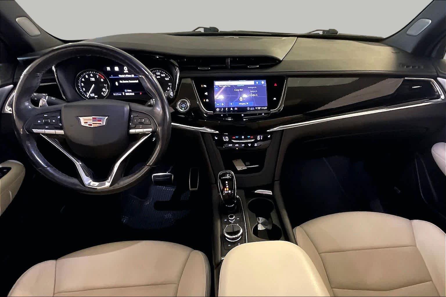Used 2020 Crystal White Tricoat Cadillac AWD Sport image 14