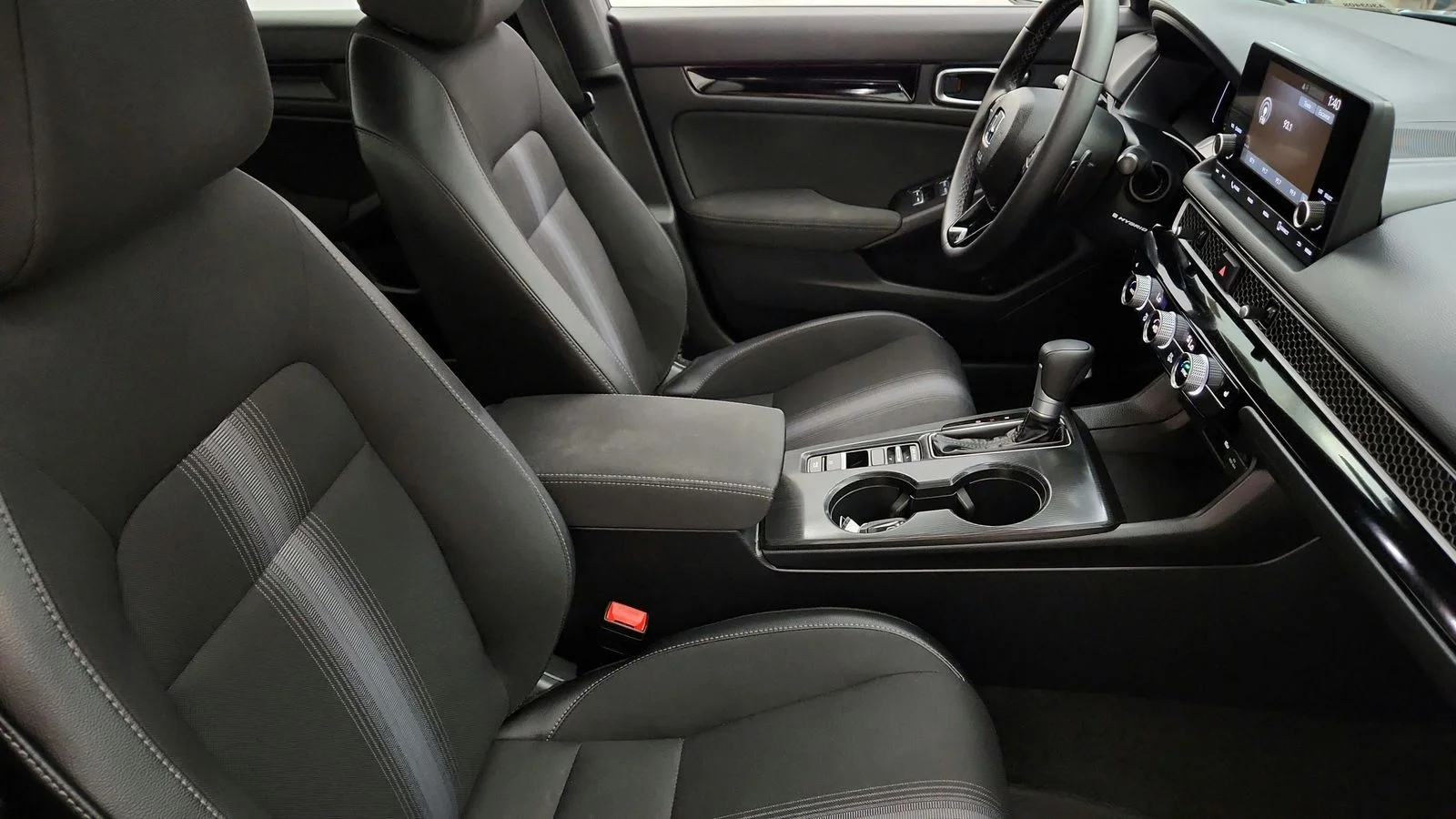 Used 2025 Gray Honda Sport Touring image 40