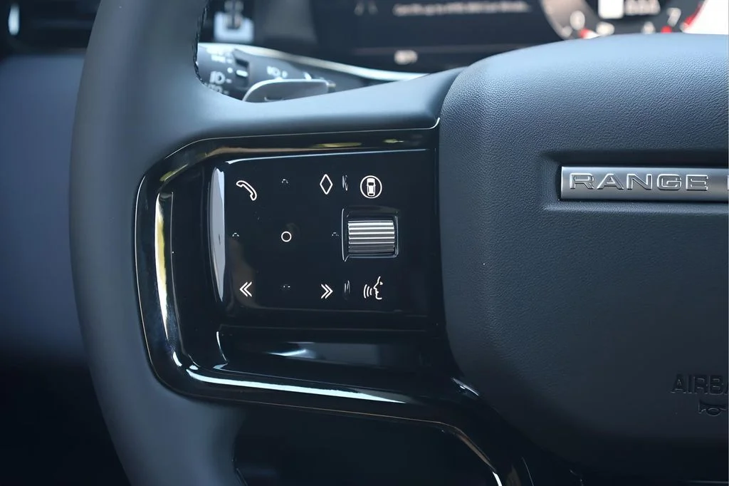 New 2026 Fuji White Land Rover S image 20