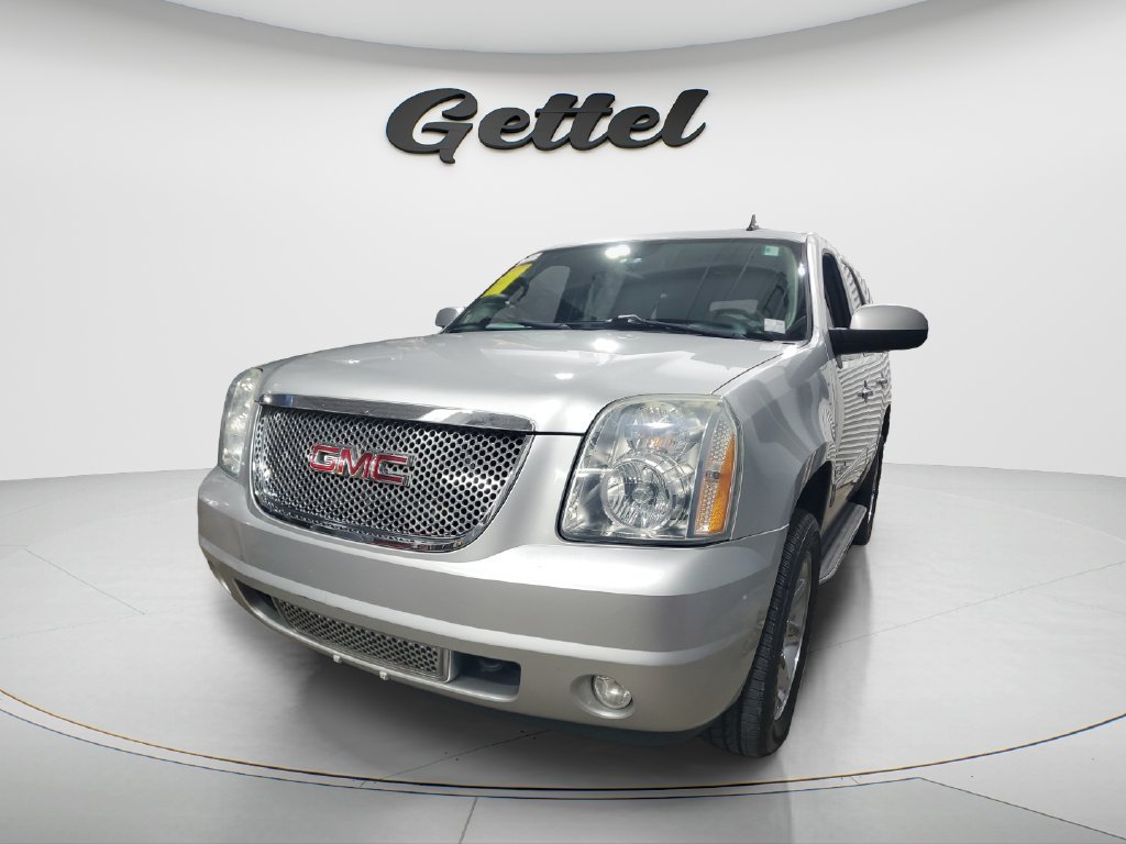 Used 2014 Silver GMC Denali image 1