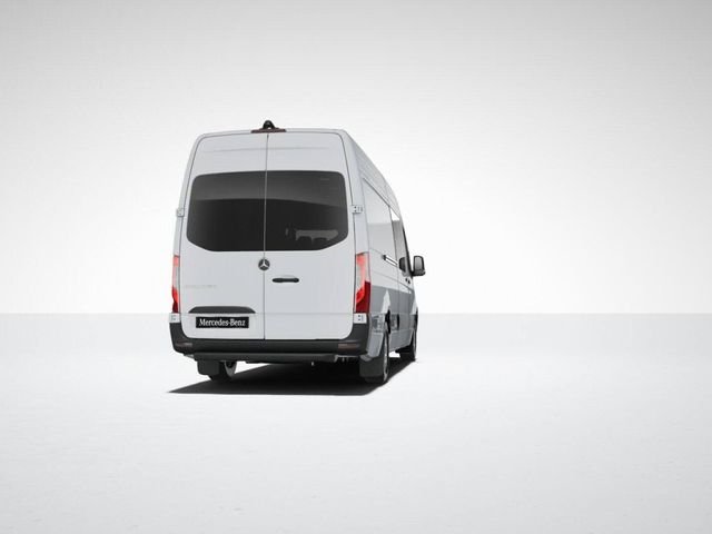 New 2026 Arctic White Mercedes-Benz Crew 170 WB image 24