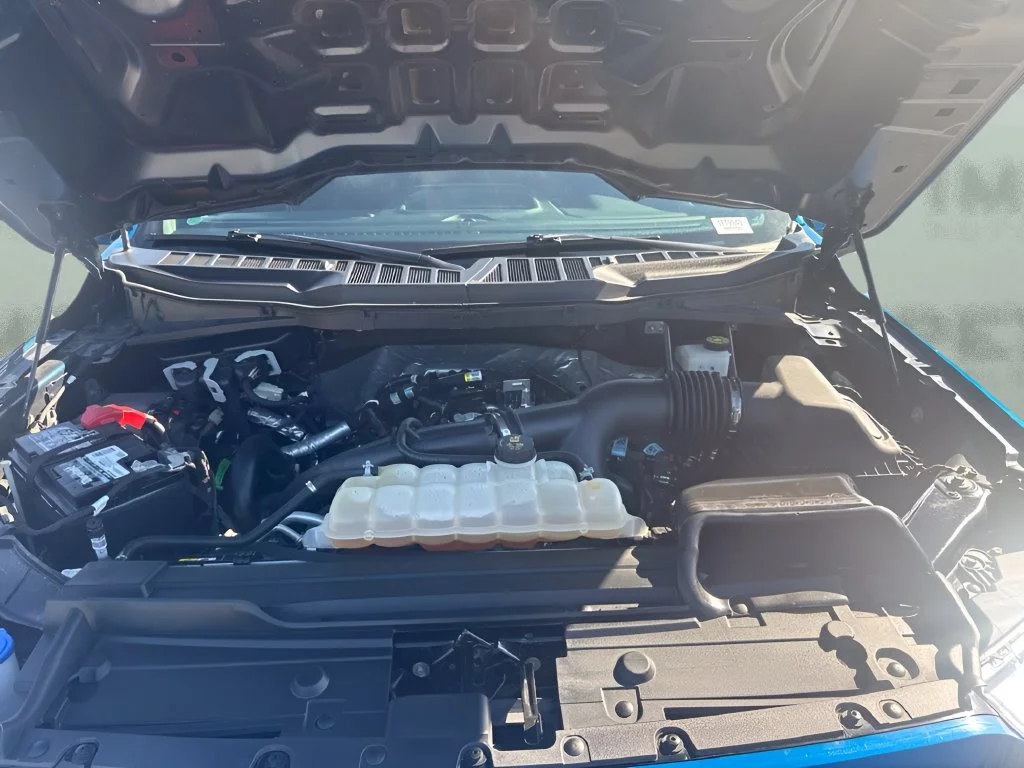 Used 2021 Blue Ford XL image 30