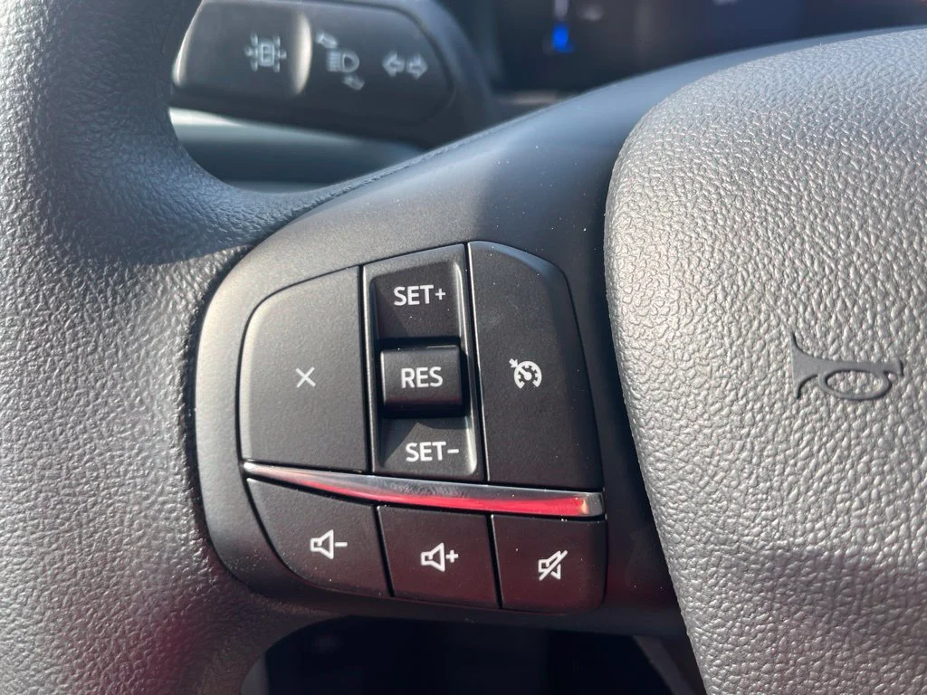 New 2026 Oxford White Ford XLT image 25