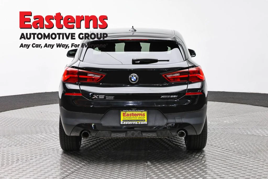 Used 2018 Black BMW xDrive28i image 6
