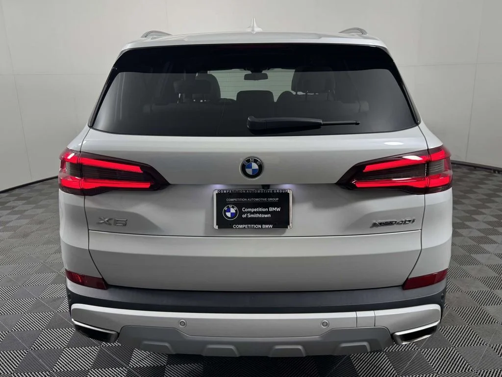 Certified Used 2023 White BMW xDrive40i image 9