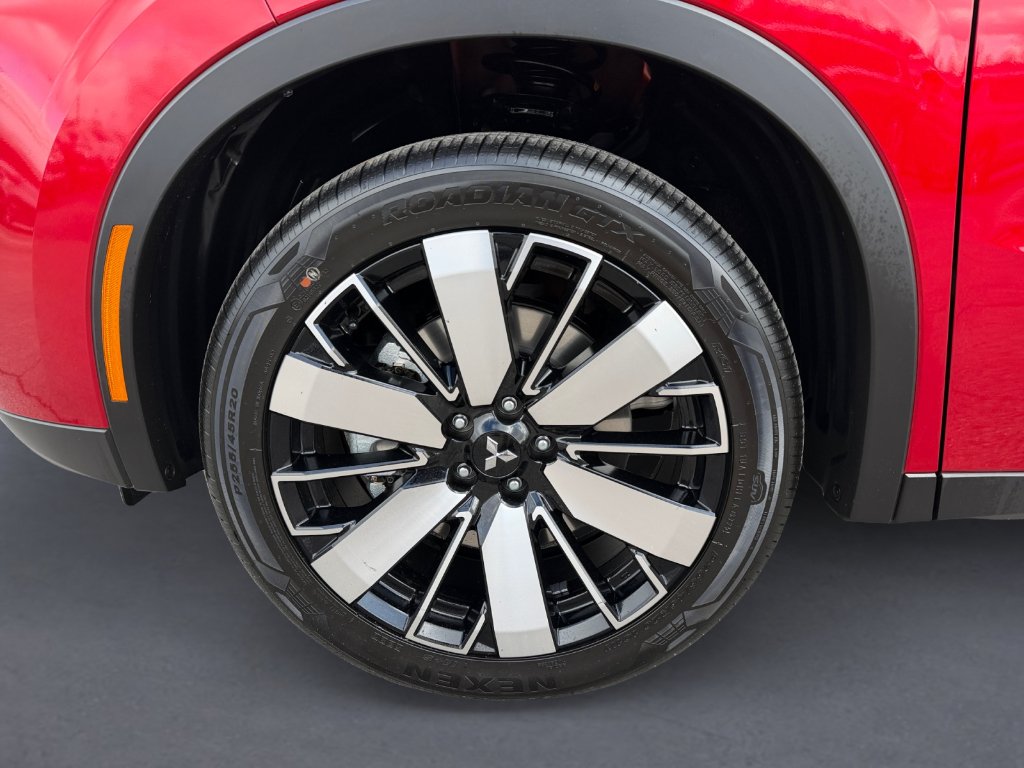 New 2026 Red Diamond Mitsubishi SE image 9
