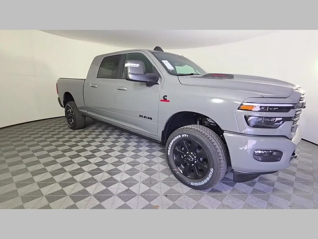 New 2026 Ceramic Gray Clear-Coat Exterior Paint RAM Laramie image 40