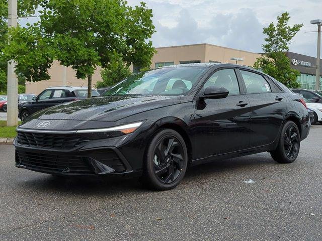 New 2026 Black Hyundai SEL Sport image 2