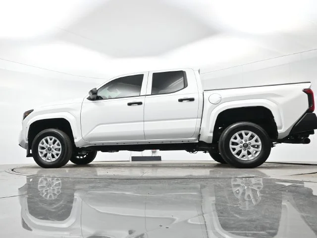 Used 2024 Ice Cap Toyota SR image 24