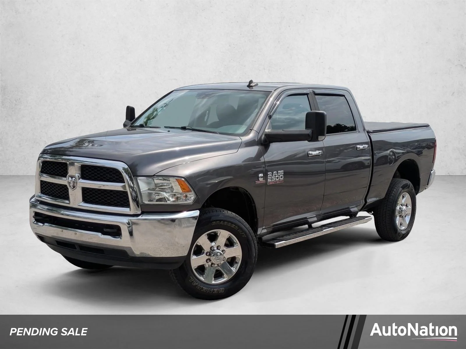 2015 RAM 2500 SLT 4X4 Crew Cab SWB's photo