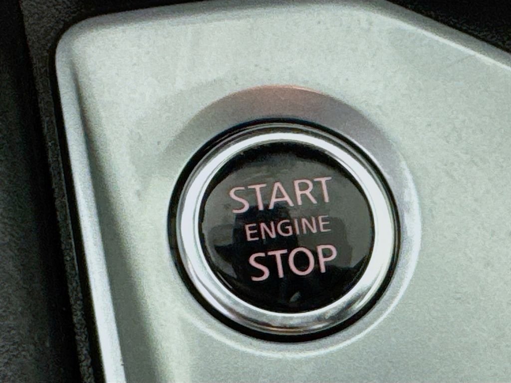 2025 Nissan Altima SV - Photo 19