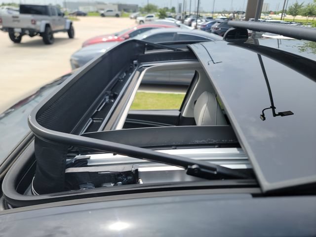 Used 2023 Shimmering Silver Hyundai Limited image 3