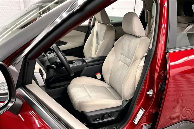 2025 Nissan Rogue SV - Photo 21