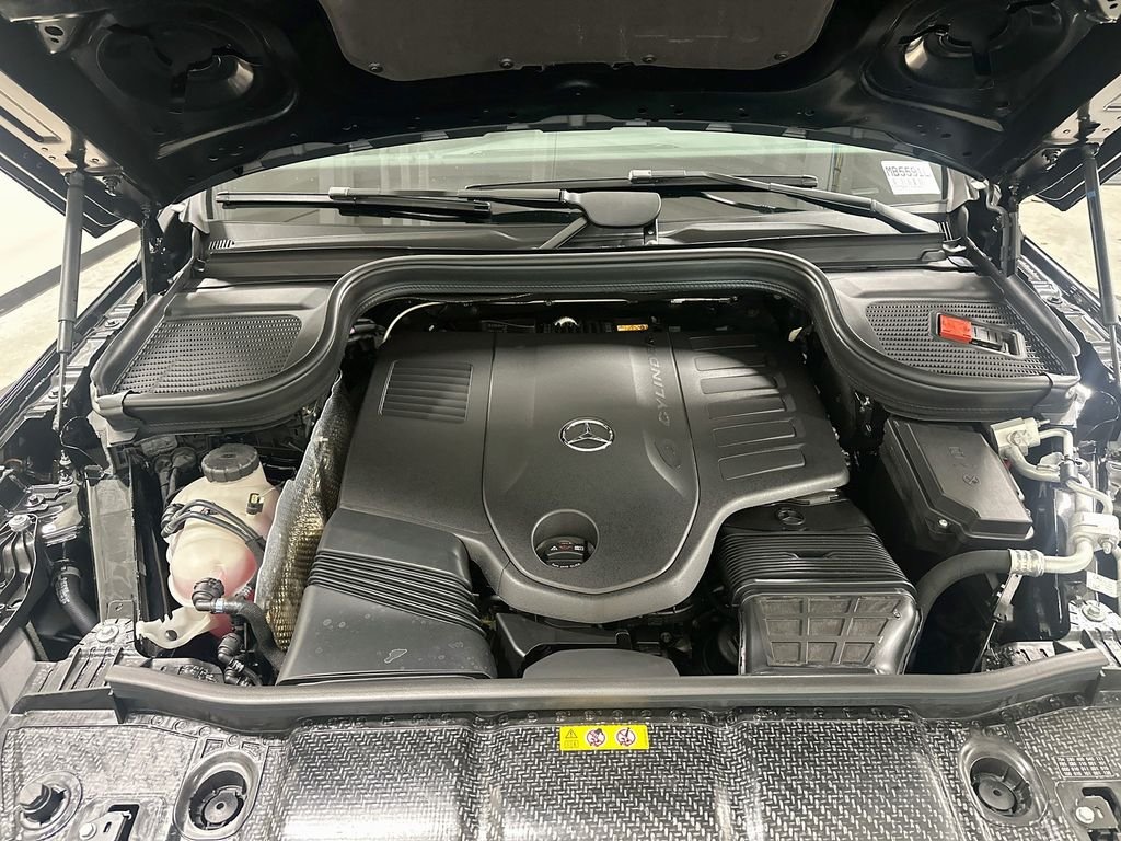 Used 2026 Black Mercedes-Benz GLE 450 image 31