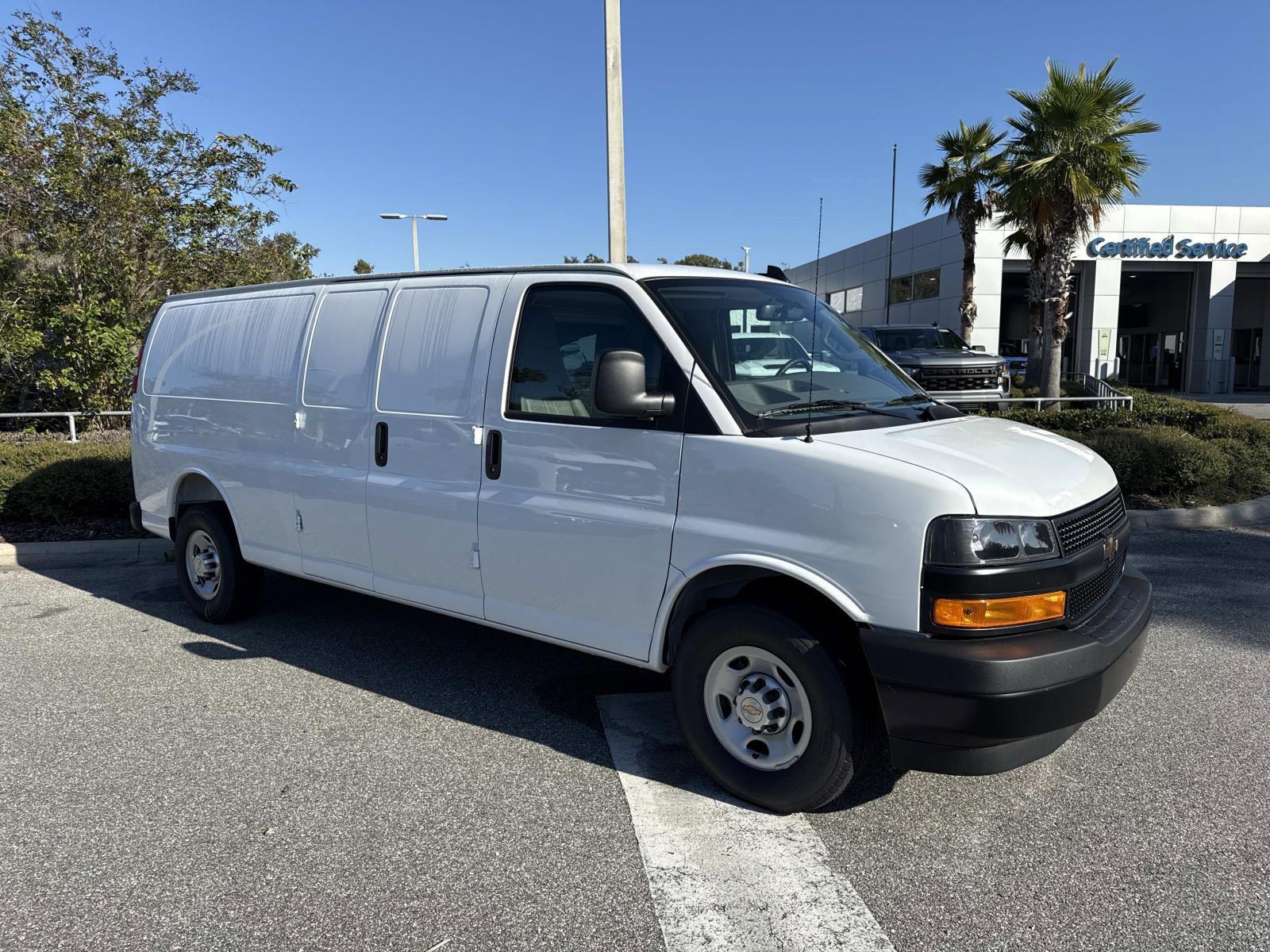 2025 Chevrolet Express Cargo