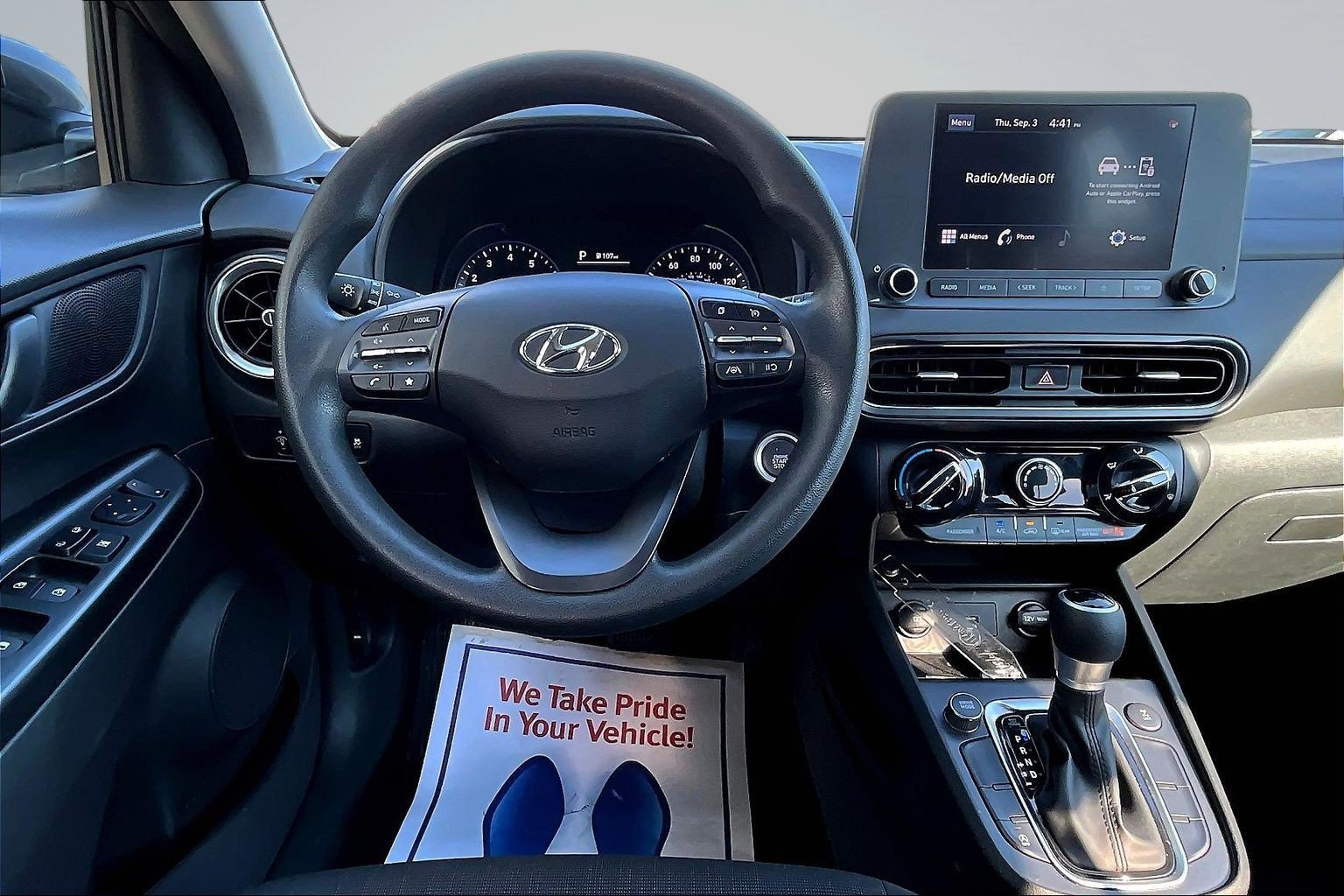 Used 2023 Gray Hyundai SEL image 7